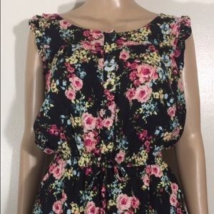 Black floral romper sz M